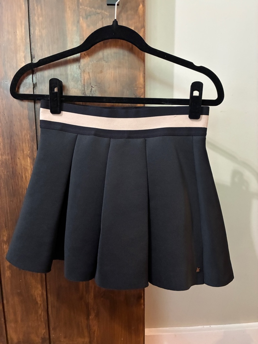 Emily McCarthy Women's Black Scuba Neoprene Skort S Mini Tennis Golf Athleisure